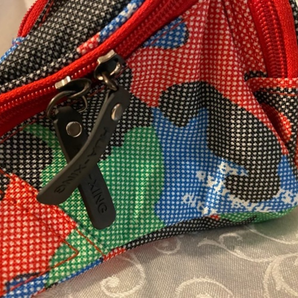 Colorful Sport printed canvas fanny pack. NWOT - Picture 6 of 10